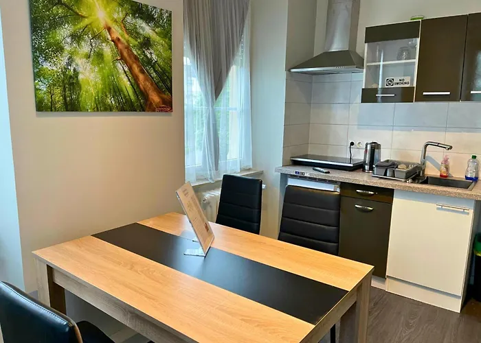 In Near Trier & Nature Park Apartment *