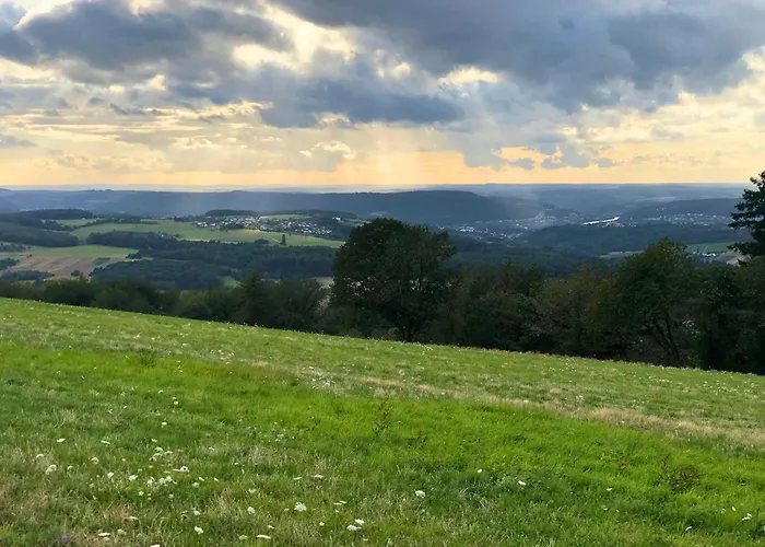 In Near Trier & Nature Park * Pellingen